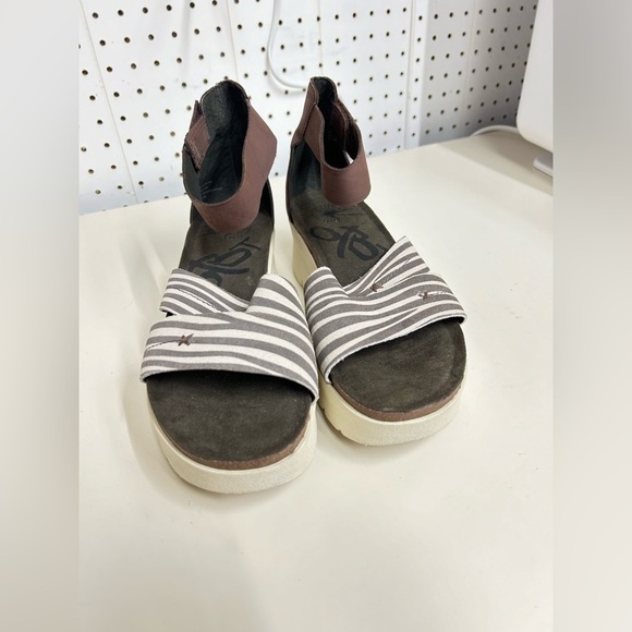 - OTBT MONTAUK SANDAL - Picture 2 of 9